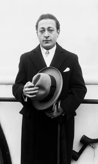 1901 – Jascha Heifetz, Lithuanian-American Violinist