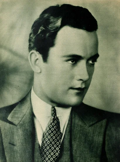 1904 – Buddy Rogers Born