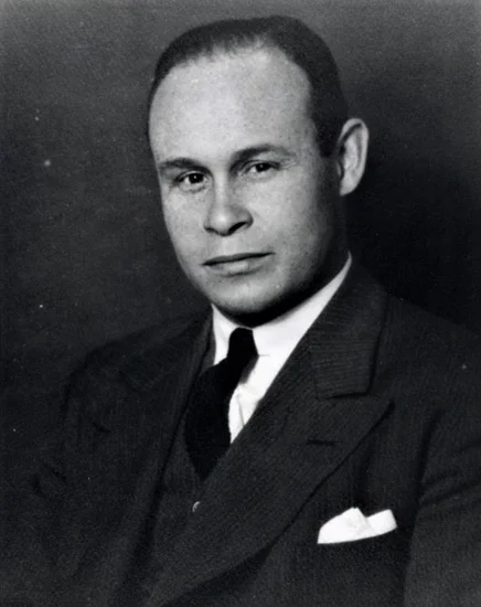 1904 – Charles R. Drew Born