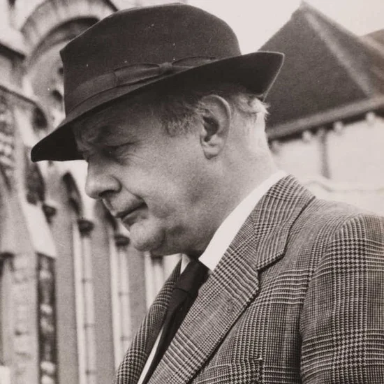1904 – John Betjeman Born