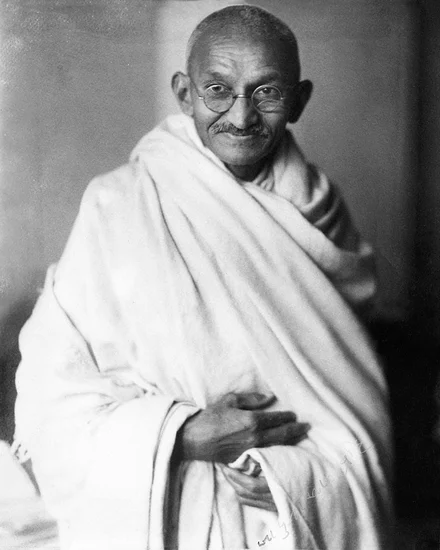 1907 – Mohandas Gandhi Sentenced for Civil Disobedience