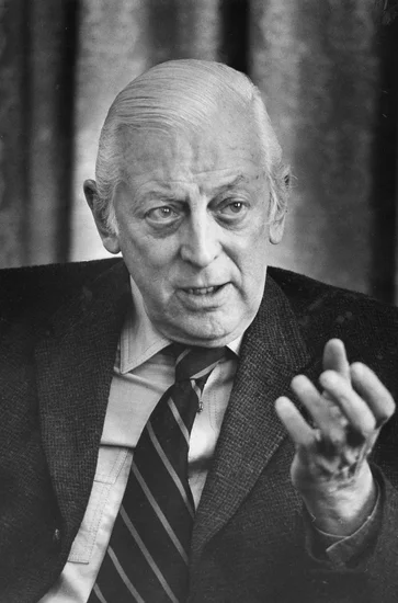 1908 – Alistair Cooke Born