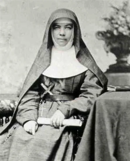 1909 – Mary MacKillop, Australian Saint