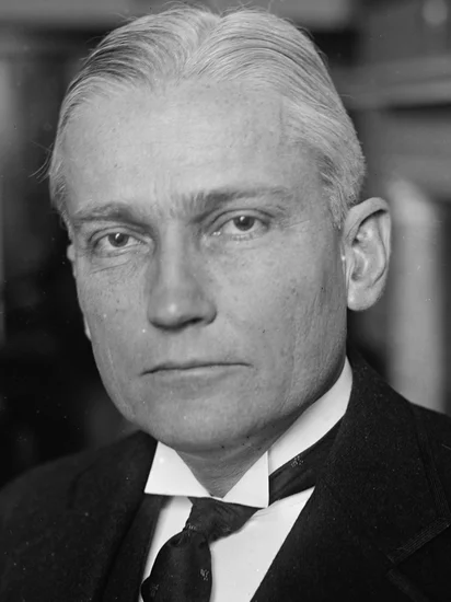1911 – Hiram Bingham Rediscovers Machu Picchu