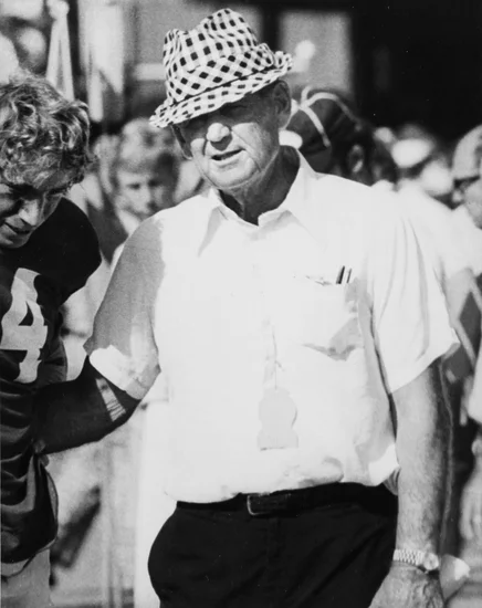 1913 – Bear Bryant, Legendary Football Coach
