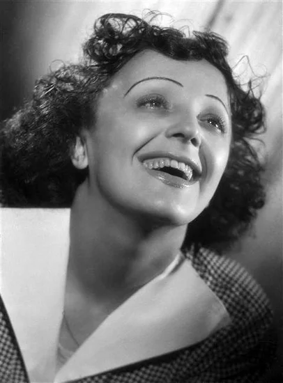 1915 – Édith Piaf Born