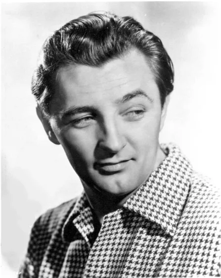 1917 – Robert Mitchum Born
