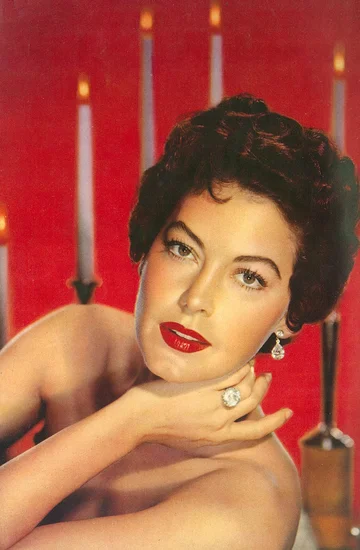 1918 – Ava Gardner Born