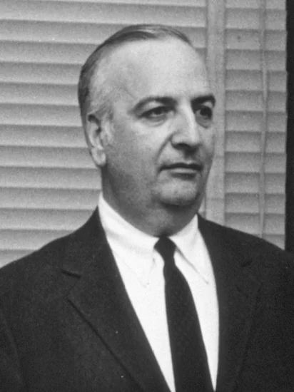 1920 – Baruj Benacerraf, Nobel Prize-Winning Immunologist