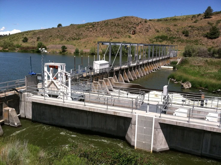 1920 – Link River Dam Construction Begins