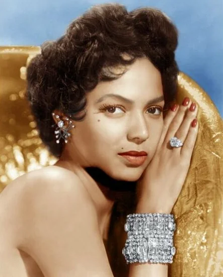 1922 – Dorothy Dandridge Born