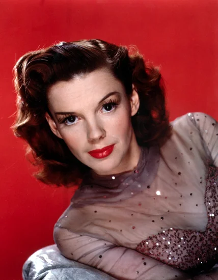 1922 – Judy Garland Born