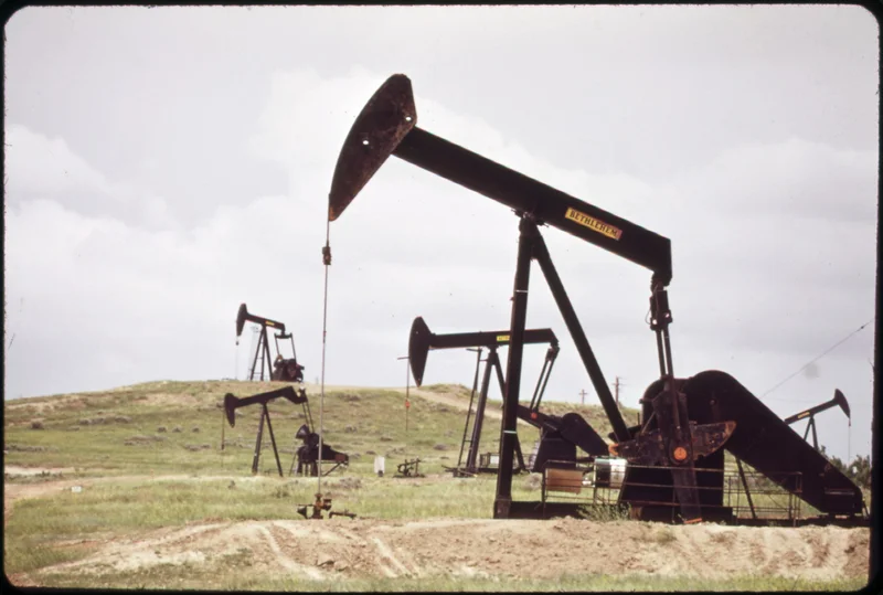1922 – Teapot Dome Scandal Unfolds