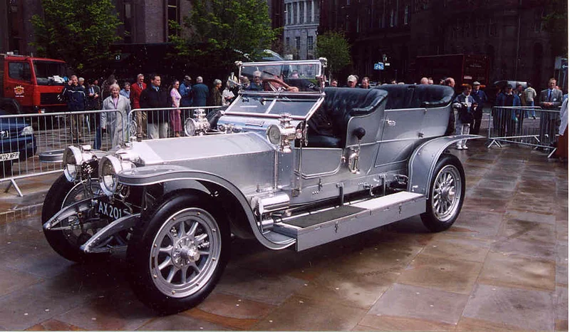 1924 – Final Rolls-Royce Silver Ghost Sold