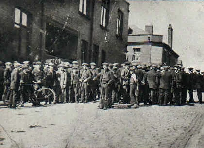 1926 – United Kingdom General Strike Ends