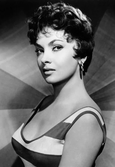 1927 – Gina Lollobrigida Born in Italy