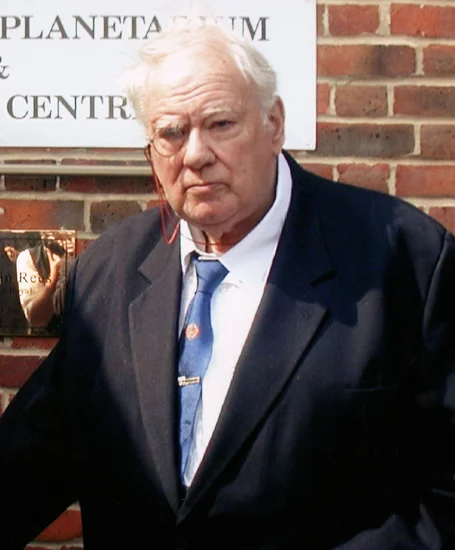 1927 – Patrick Moore Born