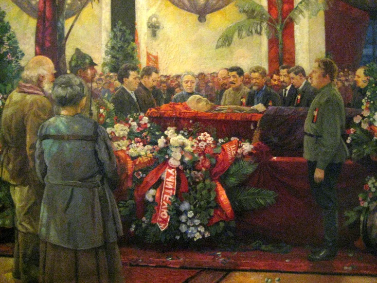 1928 – Lenin