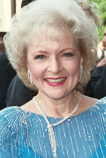 1929 – Betty White Born in Oak Park, Illinois