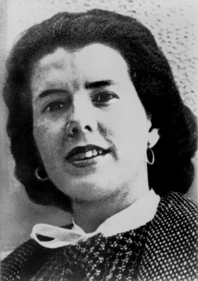1929 – Shirley Ann Grau Born