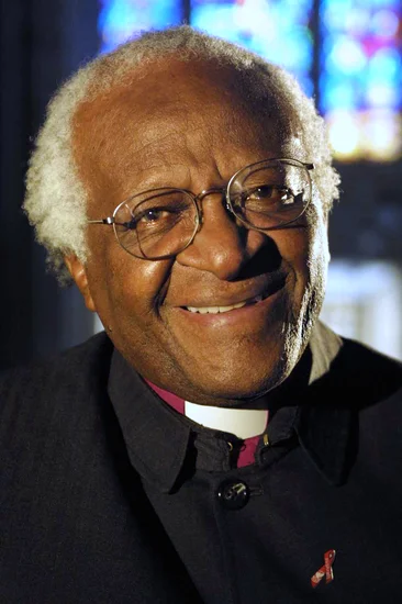 1931 – Desmond Tutu Born
