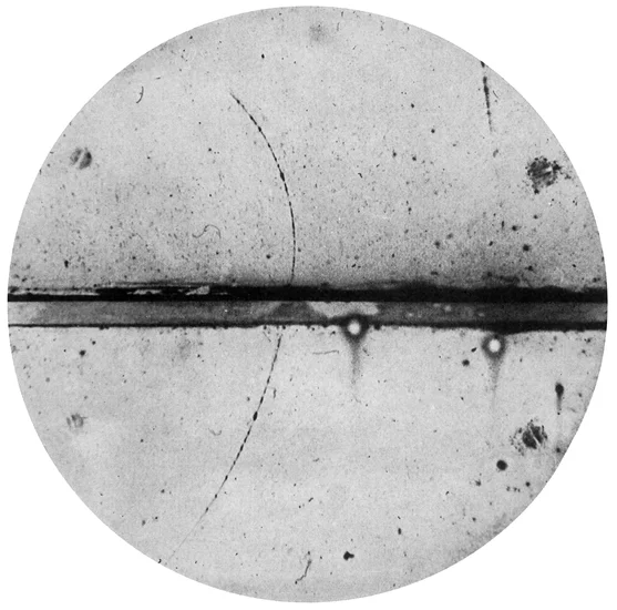 1932 – Positron Discovery