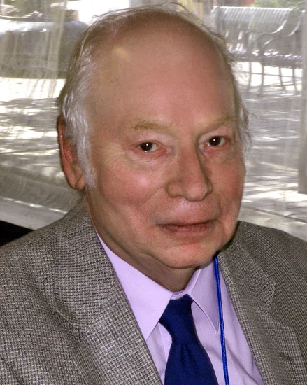 1933 – Steven Weinberg, American Physicist