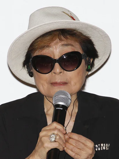 1933 – Yoko Ono, Multimedia Artist and Musician