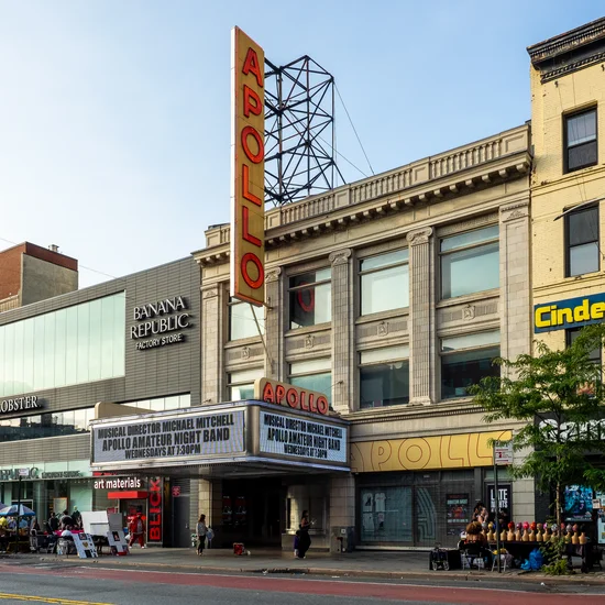 1934 – Apollo Theater Reopens