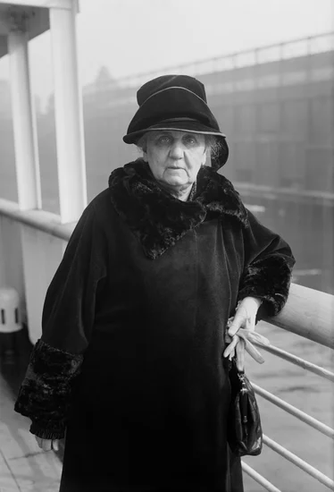 1935 – Jane Addams Dies