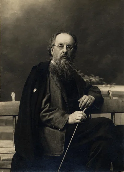 1935 – Konstantin Tsiolkovsky Dies
