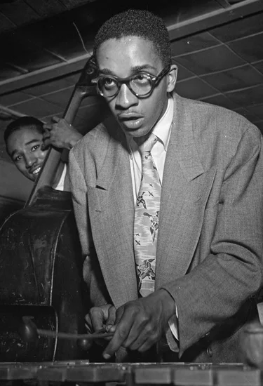 1935 – Milt Jackson Born