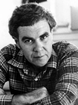 1938 – Raymond Carver Born