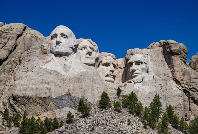 1941 – Mount Rushmore Completed