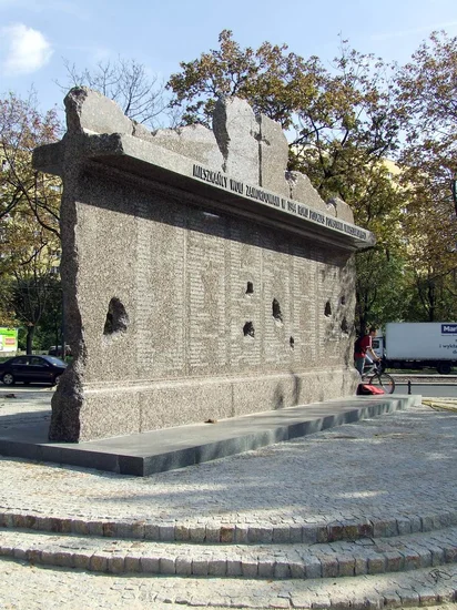 1941 – Nazi Troops Massacre Polish Intellectuals in Lviv