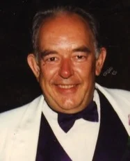 1941 – Robin Leach, English Television Host