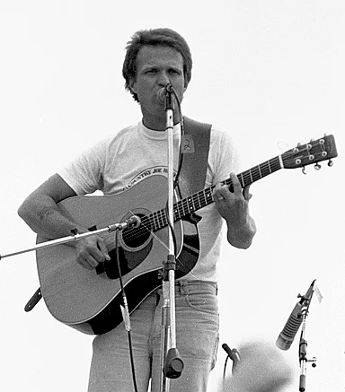 1942 – Country Joe McDonald Born