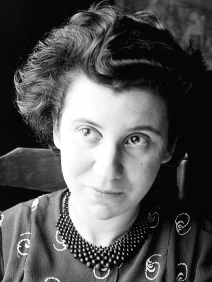 1943 – Etty Hillesum Dies
