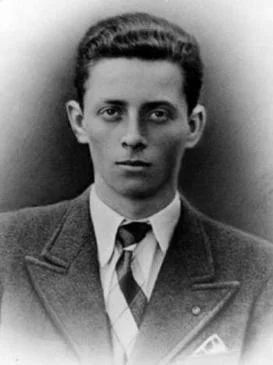 1943 – Henri Fertet Dies