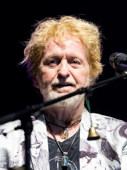 1944 – Jon Anderson Born