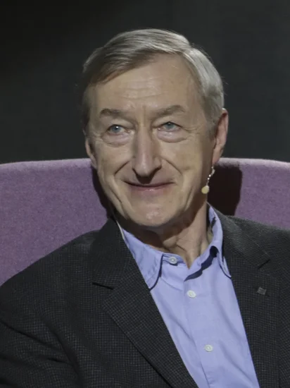 1946 – Julian Barnes Born