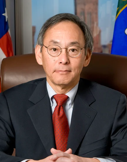 1948 – Steven Chu Born