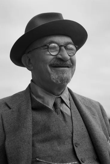 1949 – First President of Israel Takes Office