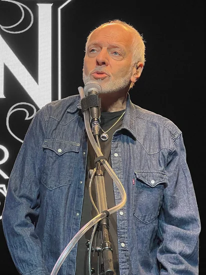 1950 – Peter Frampton Born