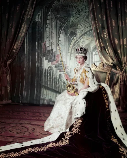 1953 – Queen Elizabeth II