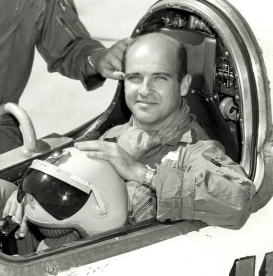 1953 – USAF Captain Apt Exceeds Mach 3 Speed