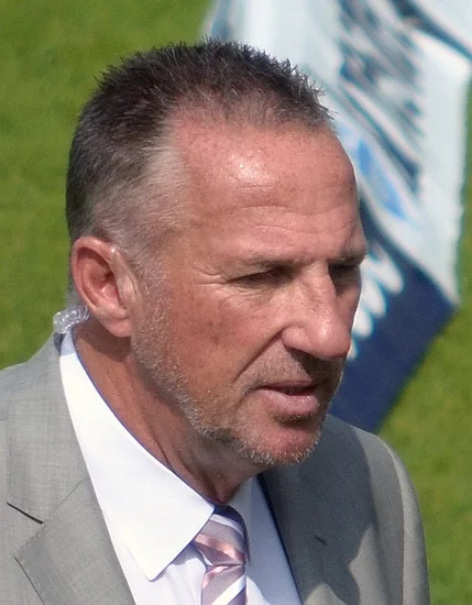 1955 – Ian Botham