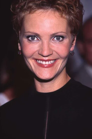 1956 – Joan Allen Born