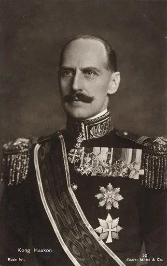 1957 – King Haakon VII of Norway Dies