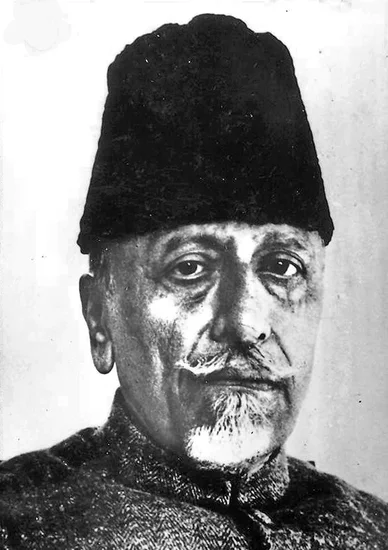 1958 – Abul Kalam Azad Dies